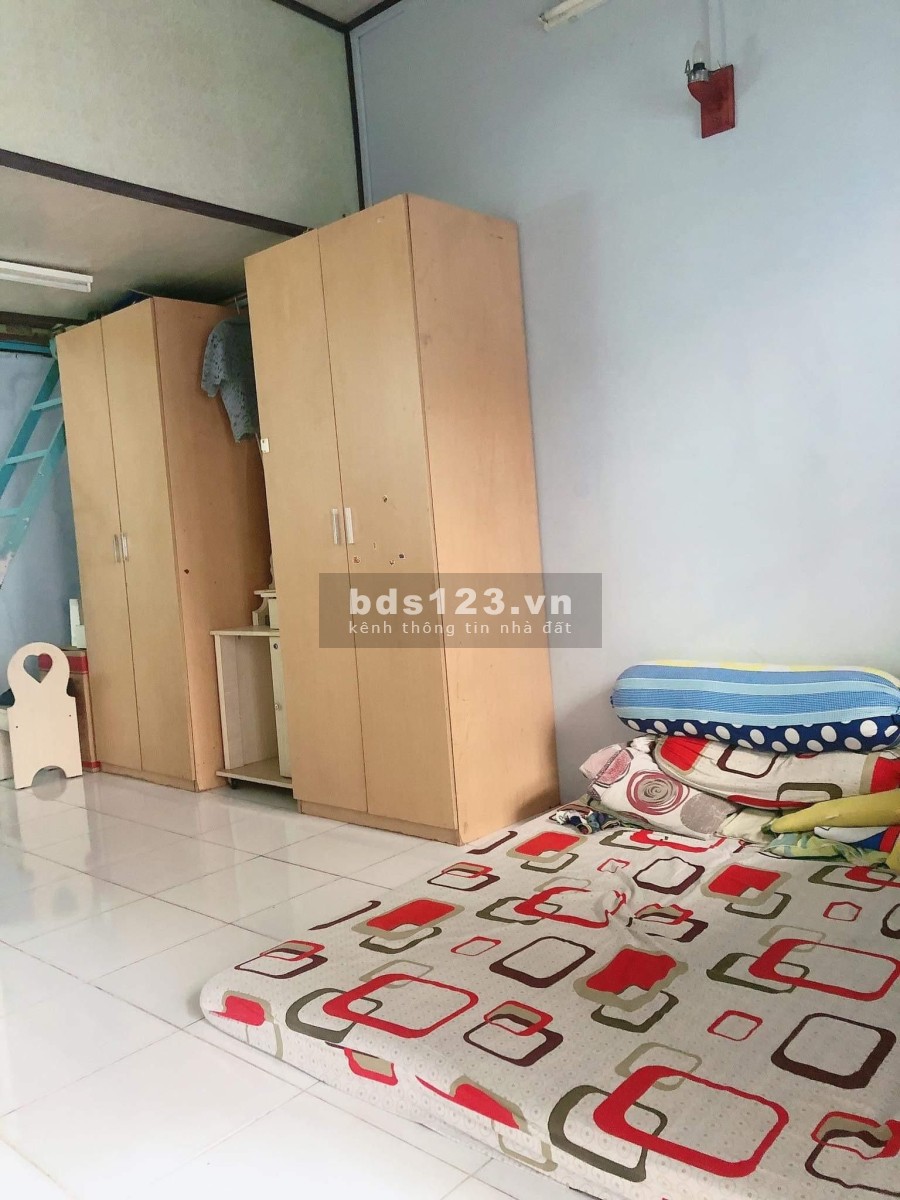 GẤP! Bán nhà nở hậu Âu Cơ P10, Tân Bình, 43m2 hẻm 5m, giá chỉ 4.4 tỷ