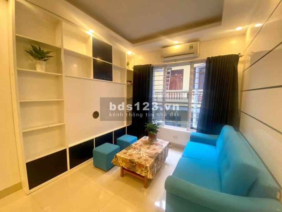 Bán nhà Bồ Đề, đẹp hiếm, diện tích sử dụng 35m2, giá 3 tỷ nhỉnh, lh 0962708938, sổ sẵn