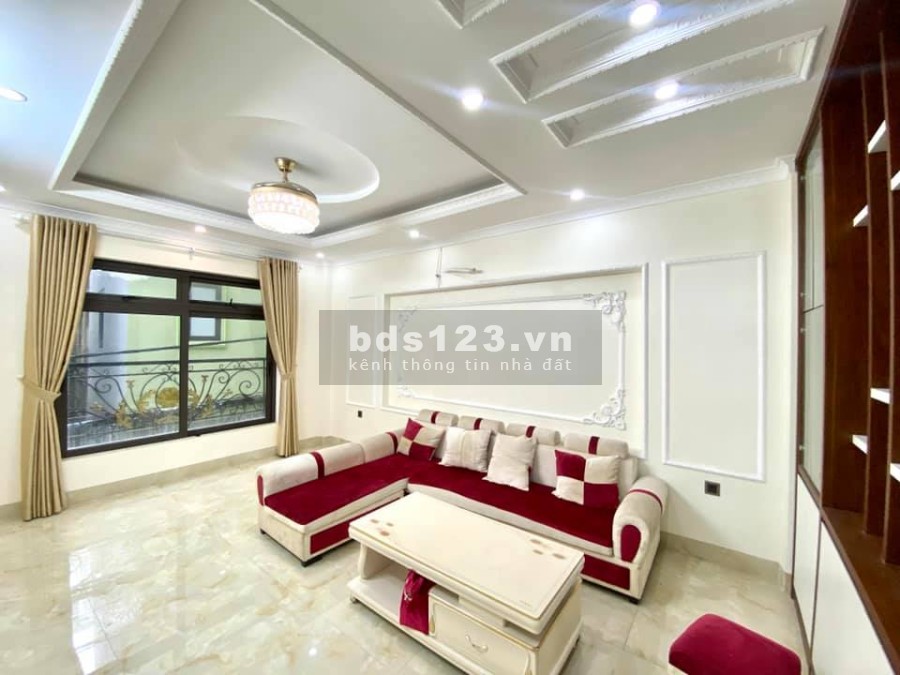 Bán Nhà BỒ ĐỀ, Gara Ô TÔ, THANG MÁY, Ngõ Thông, 59m, 6.1tỷ.