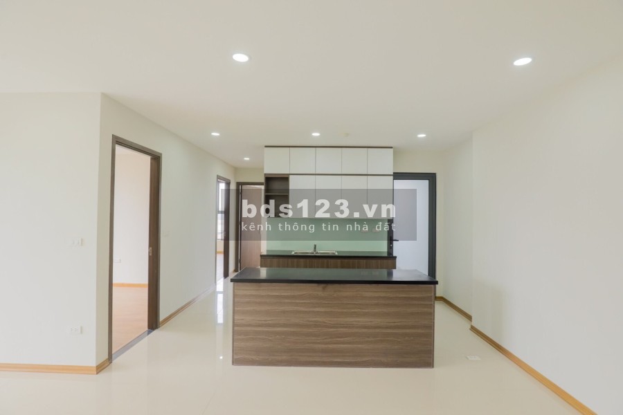 Bán cắt lỗ căn hộ 3 phòng ngủ 2 VS trung tâm quận Hoàng Mai sổ đỏ lâu dài, pháp lý đầy đủ
