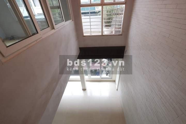 Cần bán nhà phố Đặng Văn Ngữ, gần hồ Đắc Di, ô tô, Kinh doanh. 11.5 tỷ