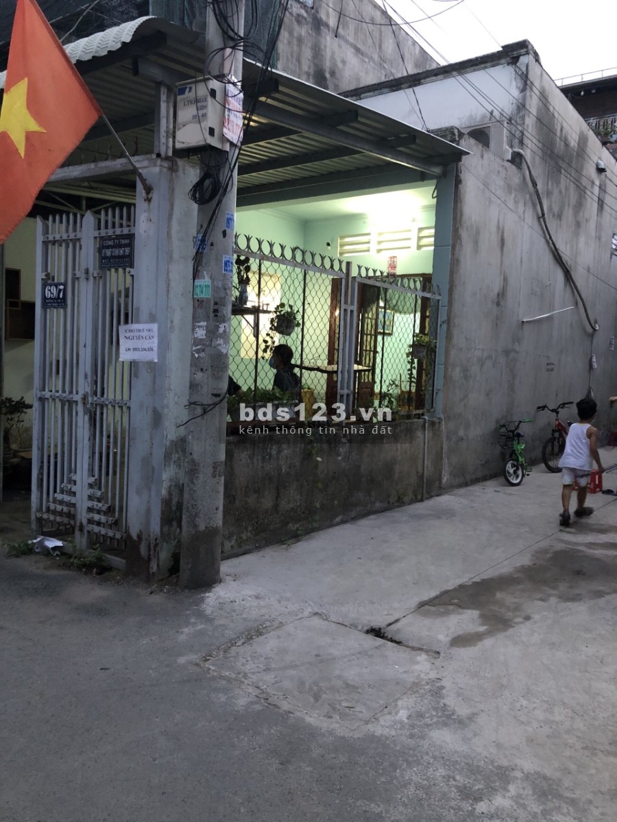 bán nhà linh trung thủ đức kế bên đại học nông lâm giá hấp diêm