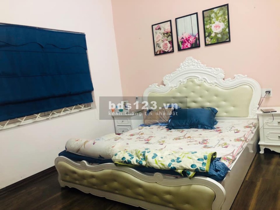 Bán gấp nhà Phan Đình Giót, LÔ GÓC, 2 thoáng 48m2 giá 2.75 tỷ.