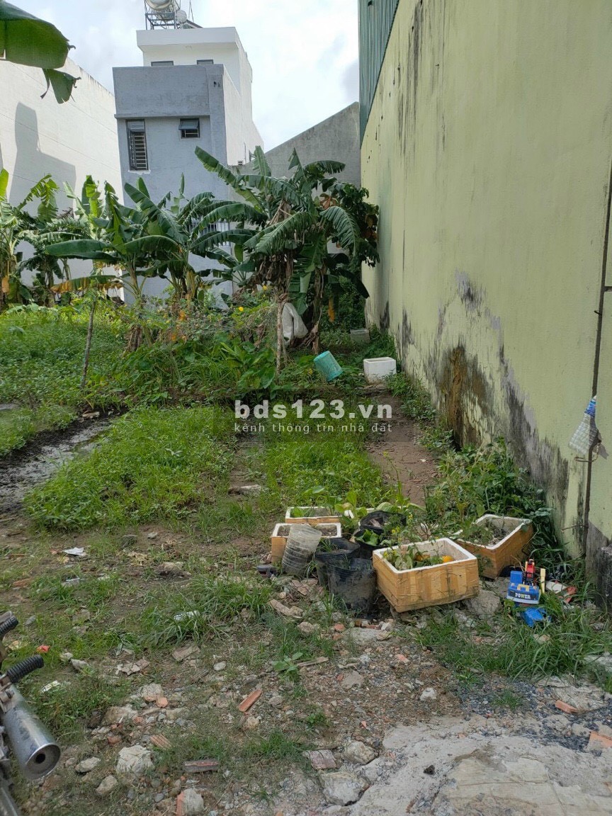 bán lôn đất 100m2 gia rẻ hơn thị trường nhiều