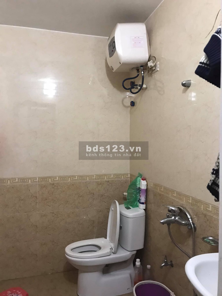 Bán nhà ngõ phố Chi Lăng, ph Nguyễn Trãi, 4 tầng, diện tích 70m2, mt 4.5m, 3 ngủ, gara