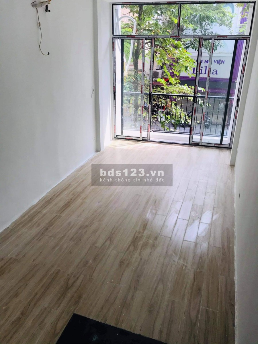 Cho thuê cửa hàng ở Tô Hiến Thành, Hai Bà Trưng, Hà Nội