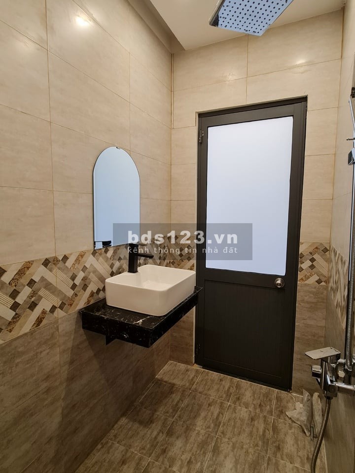 Bán Nhà Ni Sư Huỳnh Liên, Tân Bình, 80m2, Giá 6 Tỷ 4.