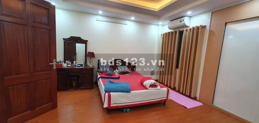 Bán nhà phân lô vip quận Cầu Giấy, 60m x 5 tầng, ô tô tránh