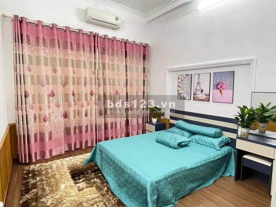 Bán nhà phố Quang Trung, lô góc 3 mặt tiền, ô tô đỗ cửa, 56m2, 5.15 tỷ.