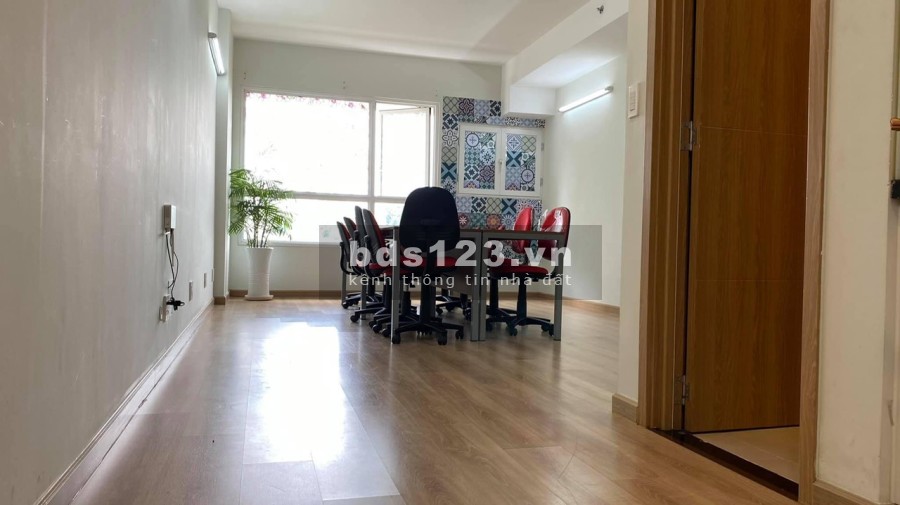 bán gấp căn officetel mặt tiền Cao Thắng, Phường 12, quận 10 nhà mới 1tỷ530tr/36m2