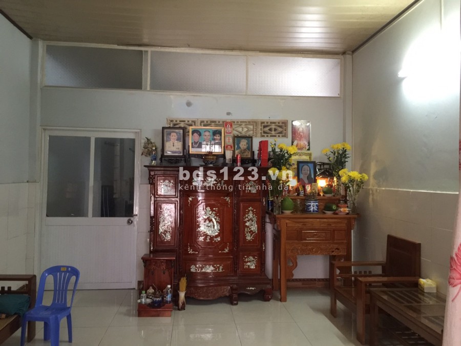 Bán nhà gần trường học ,siêu thị ,ngân hàng