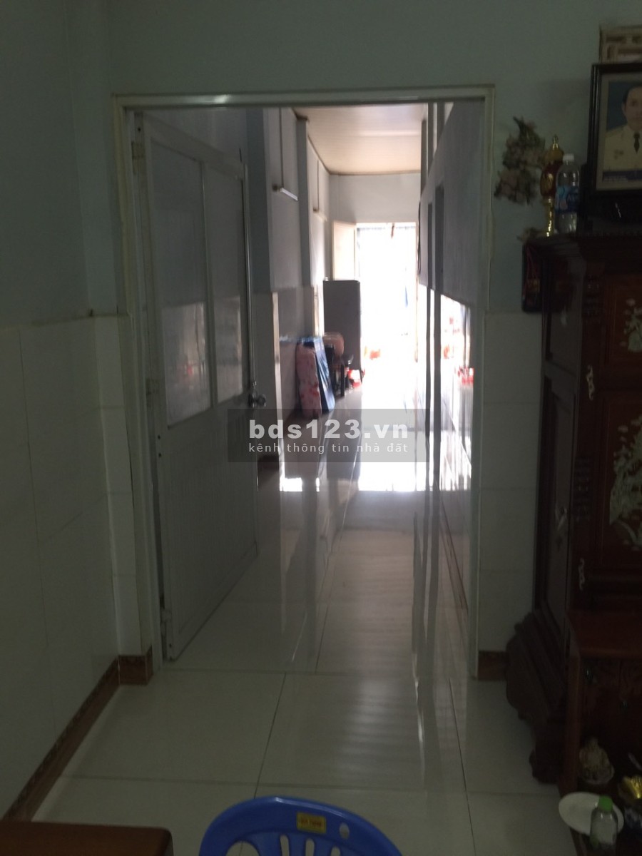 Bán nhà gần trường học ,siêu thị ,ngân hàng