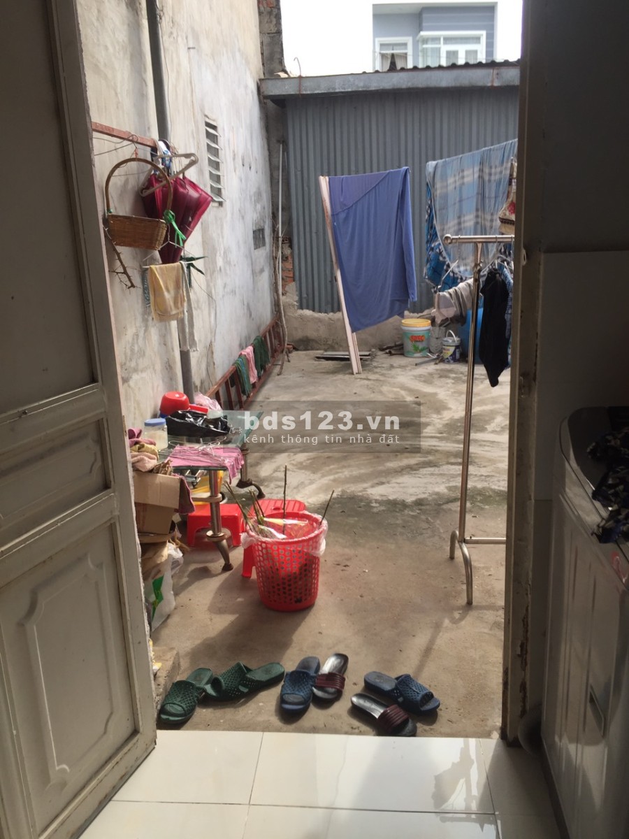 Bán nhà gần trường học ,siêu thị ,ngân hàng