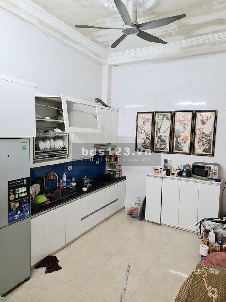BÁN NHÀ ĐÌNH THÔN-NHÀ MỚI- Ô TÔ ĐỖ CỬA-NỘI THẤT ĐẦY ĐỦ-CHỦ MỚI VỀ Ở LUÔN-50m2,MT5M,