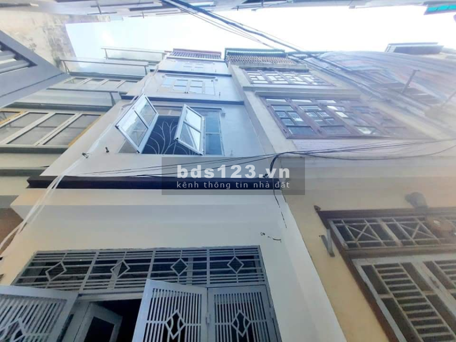 Bán nhà Lĩnh Nam 30m2 x 4 tầng, MT 3.1m, Giá 2.9 tỷ