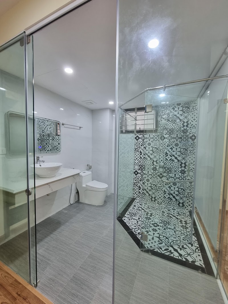 Bán Nhà Phố Tôn Thất Tùng, Đống Đa, 60m2, 4.2m MT, 7 Tầng Thang Máy, Ô Tô, nhỉnh 12 Tỷ