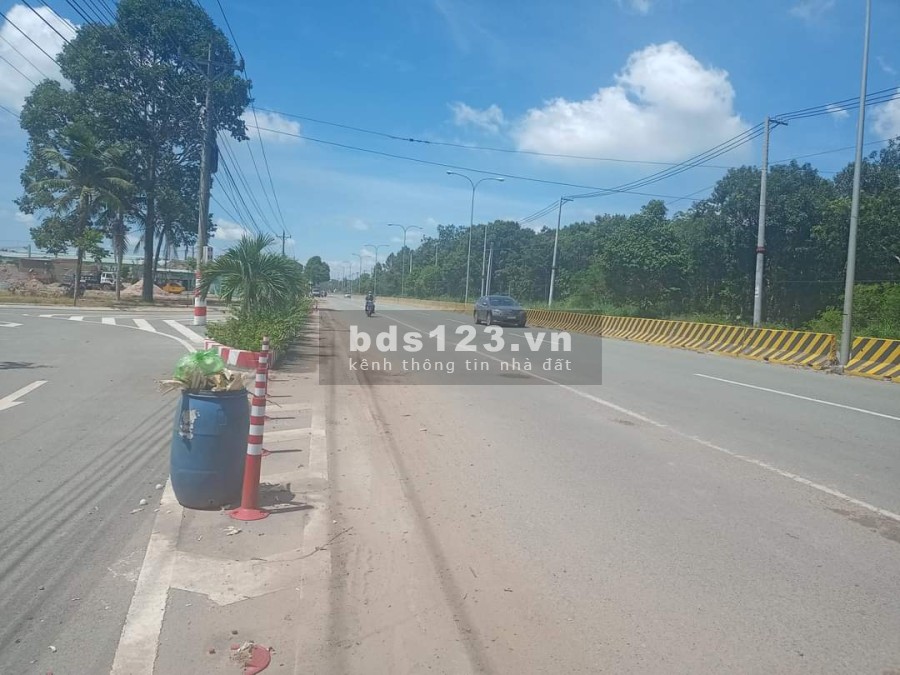 Bán lô đất 1165m2, ngay chợ lai khê Bàu Bàng 1 triệu 3 /m2