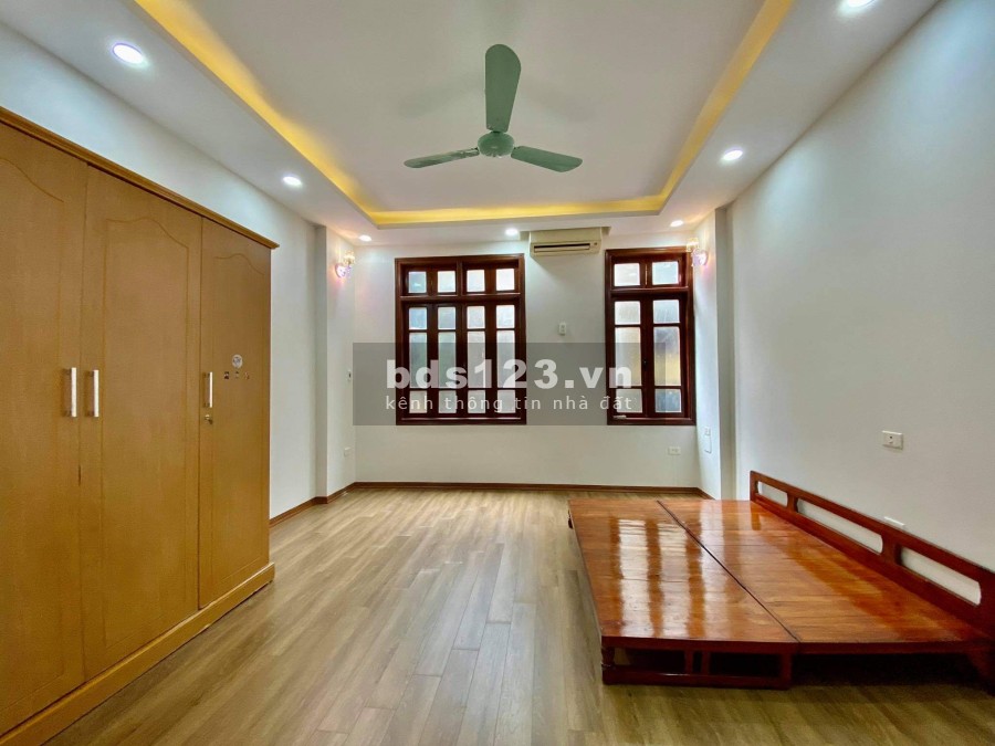 BÁN ĐẤT TẶNG NHÀ HAI BÀ TRƯNG - 10M Ô TÔ TRÁNH - 2 THOÁNG – 56M2 GIÁ 5.35 tỷ