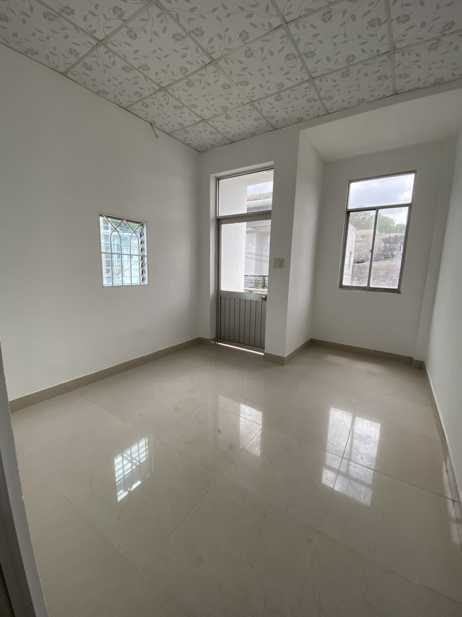 Bán nhà 1 trệt 1 lầu. Diện tích sử dụng 48m2. Q.9