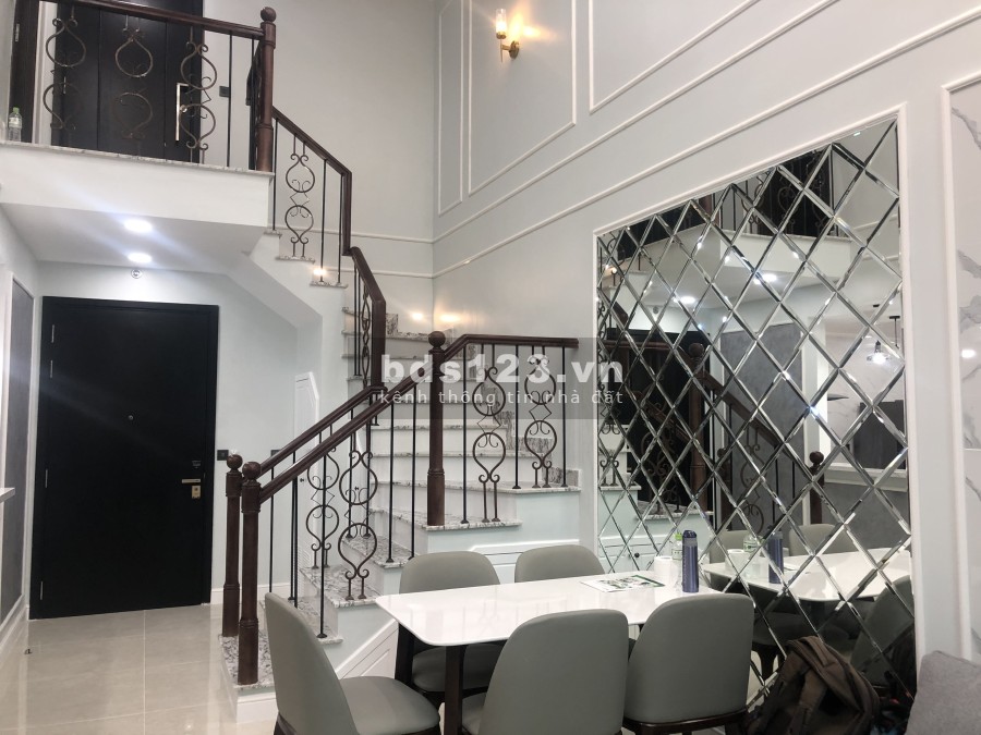 Cần cho thuê căn duplex 2pn Feliz En Vista, DT 103m2, giá 24 triệu/tháng LH. 0339744305 (Ms. Bích)