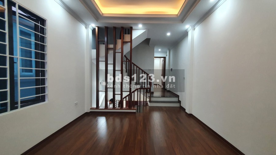 BÁN NHÀ YÊN HÒA, LÔ GÓC, ĐƯỜNG TO, NGÕ NÔNG, THÔNG, 46m2, 5,7 tỷ