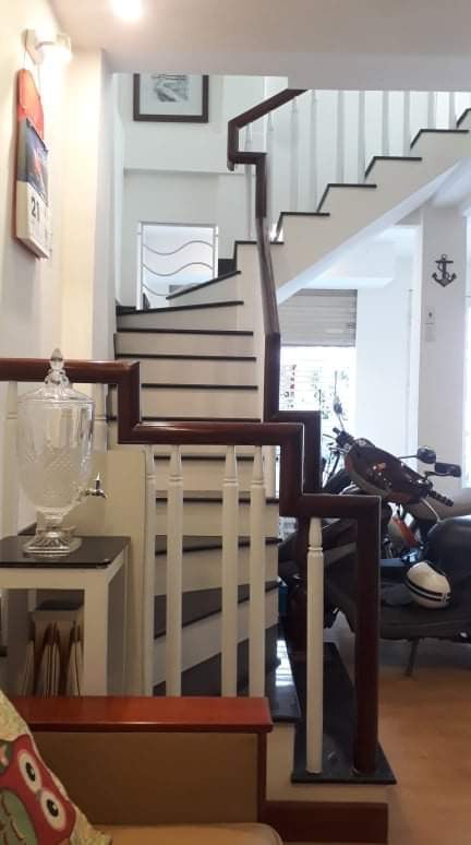 Cần bán nhà 1 trệt 1 lầu hẻm daxu đường Trương Công Định. P.3