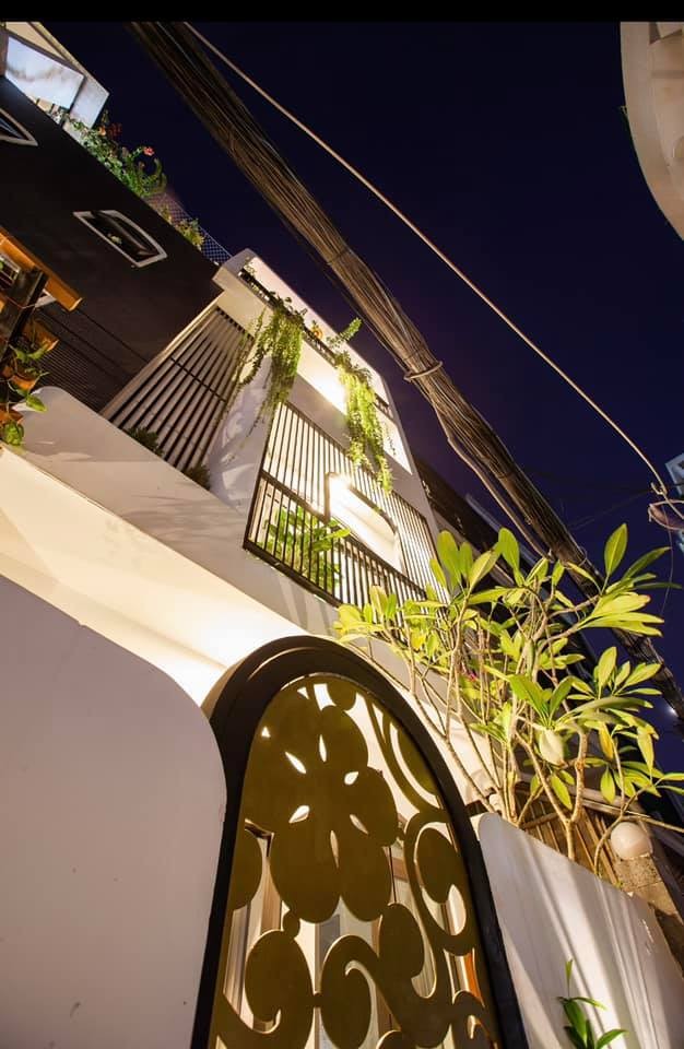 VÕNG THỊ - OTO VÀO NHÀ - 3 BƯỚC RA HỒ TÂY - AN SINH CỰC ĐỈNH. 51m2 Giá 9.9 tỷ