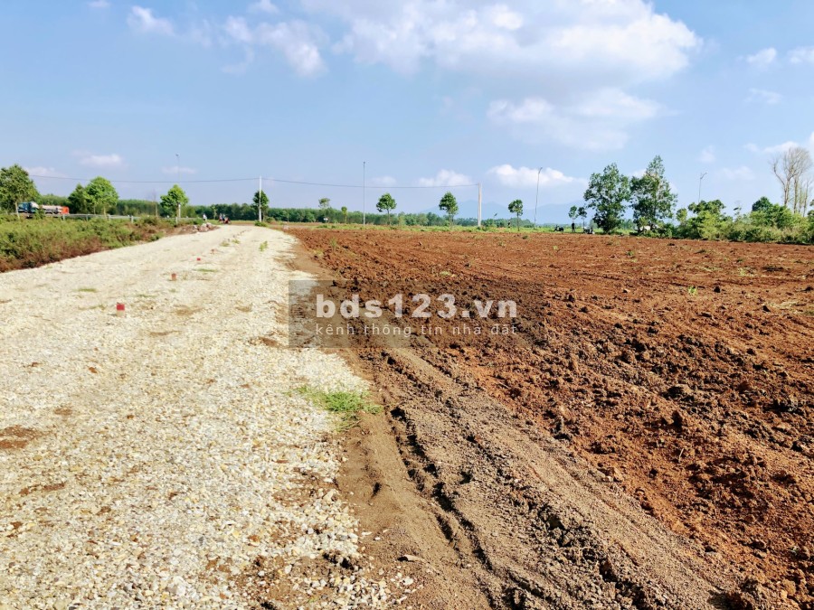 Đất nền 3 mặt tiền Võ Văn Kiệt mới, thổ cư từ 100m2, sổ đỏ trao tay ngay kế Khu công nghệ cao 450 hecta Hắc Dịch
