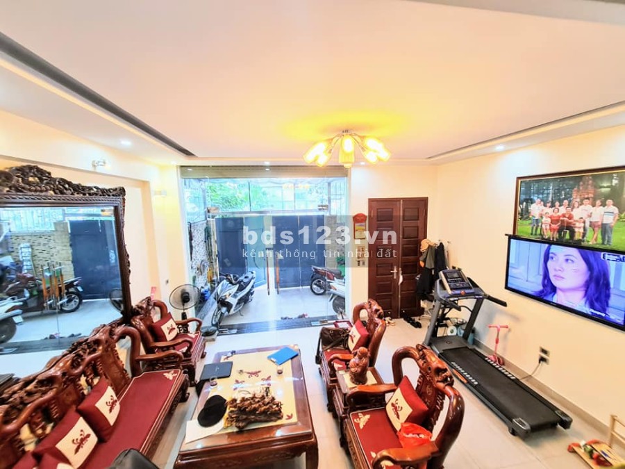 Cần tiền bán gấp nhà Nguyễn Văn Cư, dtsd 49m2, 5 tầng mặt…