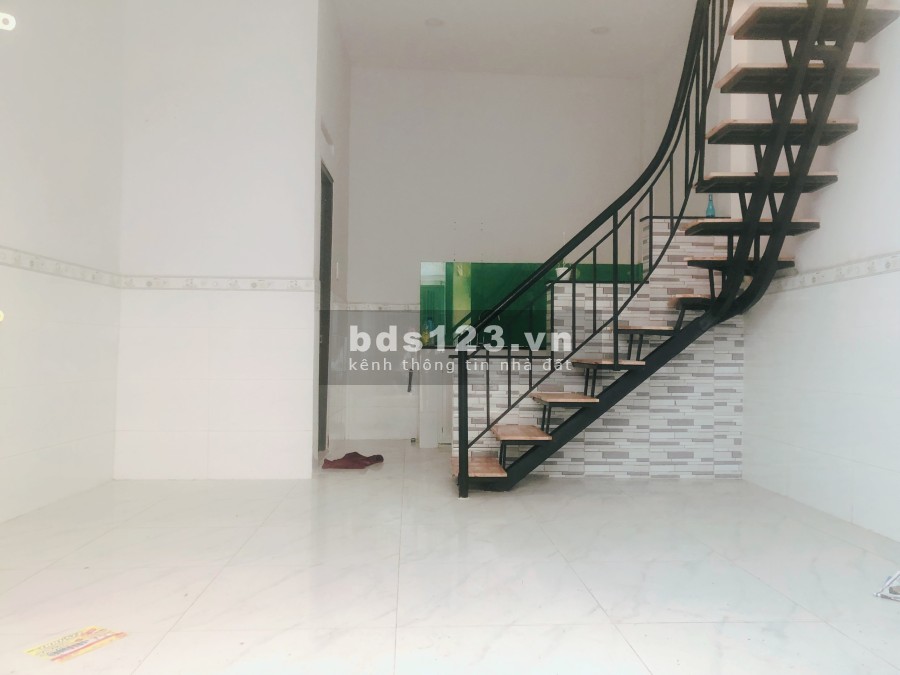 Mình chính chủ - Dt 4x6m2 - Đối diện Gigamall Thủ Đức