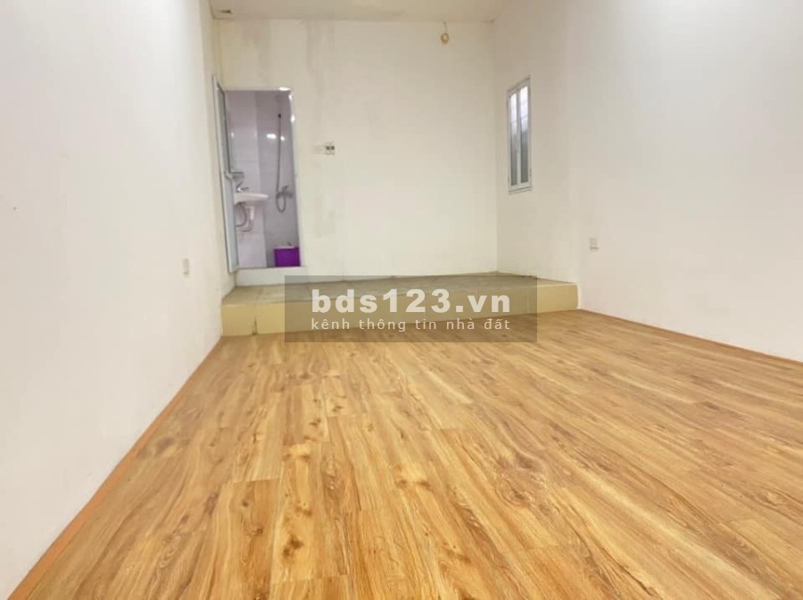 Nhỉnh 4 tỷ nhà mặt ngõ trung tâm Quận Hai Bà Trưng, dtsd 27m2, đúc 3 tầng, tiện ích ngay