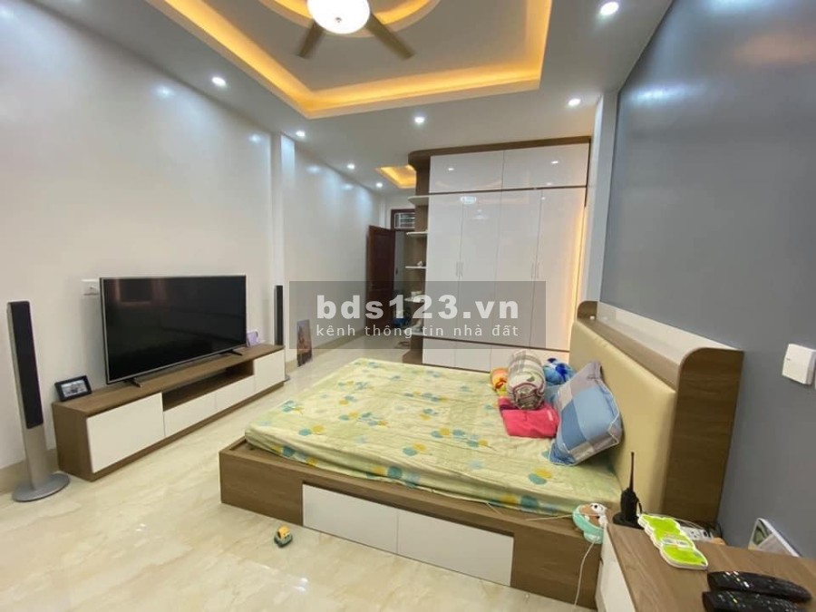 Nhà 7 tầng thang máy, dt 42m2 ngõ 63 Lê Đức Thọ, full nội thất, chỉ 6,8 tỷ. Lh 0392969999