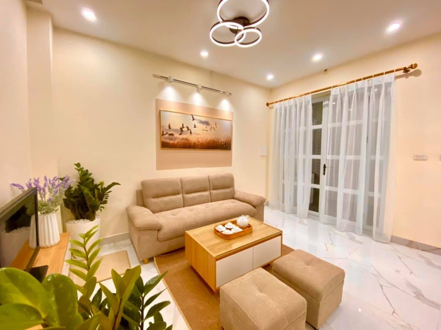 BÁN NHANH CHÙA LÁNG, ĐỐNG ĐA 50M2, MẶT 4 TẦNG, MẶT TIỀN 4,7 M, GIÁ CHỈ 4,1 TỶ.