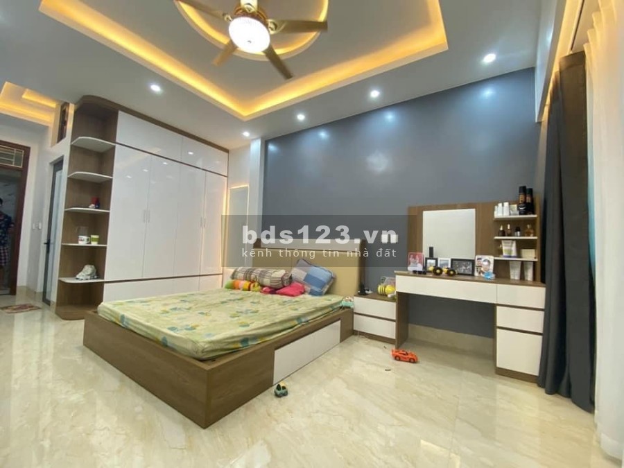 Nhà 7 tầng thang máy, dt 42m2 ngõ 63 Lê Đức Thọ, full nội thất, chỉ 6,8 tỷ. Lh 0392969999