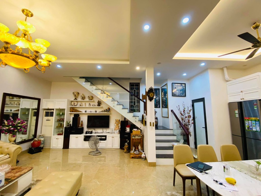 Bán nhà Cự Lộc, Nguyễn Trãi 80m2, Gần Ô Tô, MT Rộng, Nhà Đẹp Mê Li, Nội Thất Sịn Giá 8 Tỷ