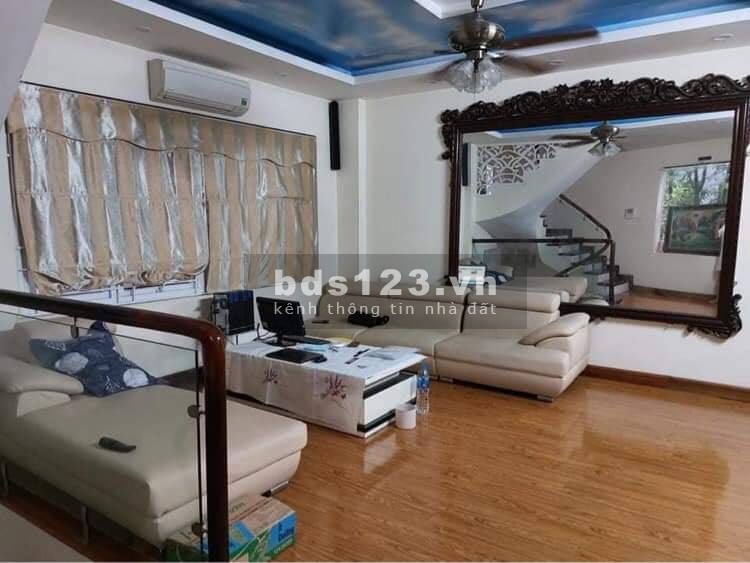 Bán nhà phố Phương Liệt TT Thanh Xuân chỉ việc xách vali về ở 50m2 6 tầng giá nhỉnh 5tỷ