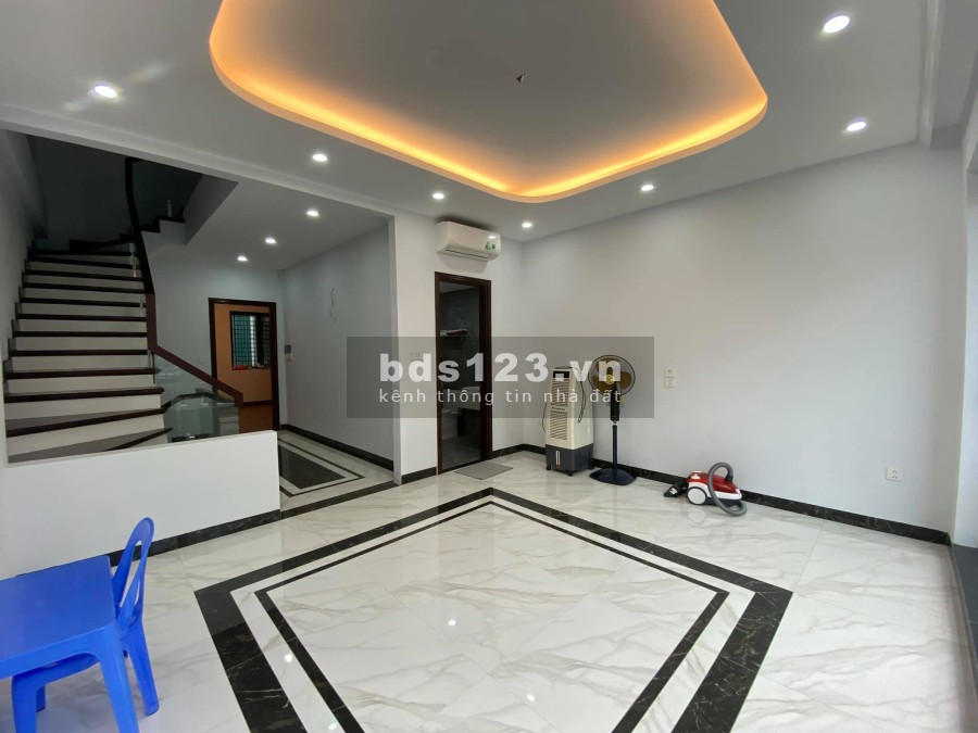 BÁN NHÀ ĐỐNG ĐA - LÁNG 45m2 5 TẦNG - 2 MẶT NGÕ, NỘI THẤT TIỀN TỈ - GẦN NHIỀU TRƯỜNG ĐH.