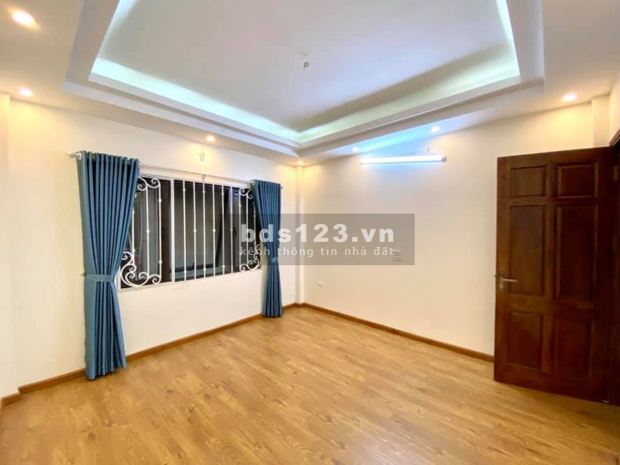 Nhà mới Lâm Du, Bồ Đề, diện tích sử dụng 65m2, mặt tiền 4m, 4 tầng giá bán chỉ 5.8 tỷ