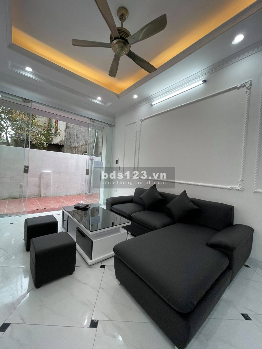 Cần bán nhà vừa xây xong tại TDP Kiên Thành - Trâu Quỳ - Gia Lâm