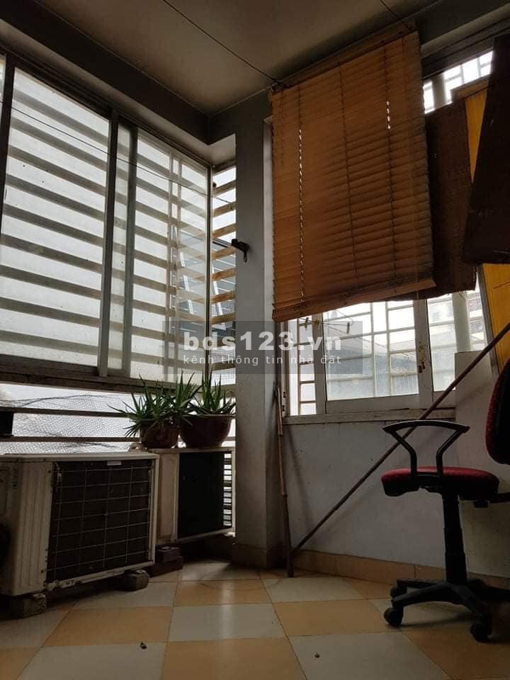 CẦU GIẤY . NHỈNH 5 TỶ CÓ NGAY NHÀ Ô TÔ 35M2 X 5 TẦNG KINH DOANH BẤT CHẤP