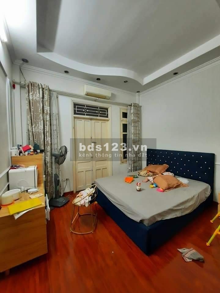 CẦN BÁN GẤP NHÀ TẠI ĐƯỜNG LÁNG 46M2 5 TẦNG