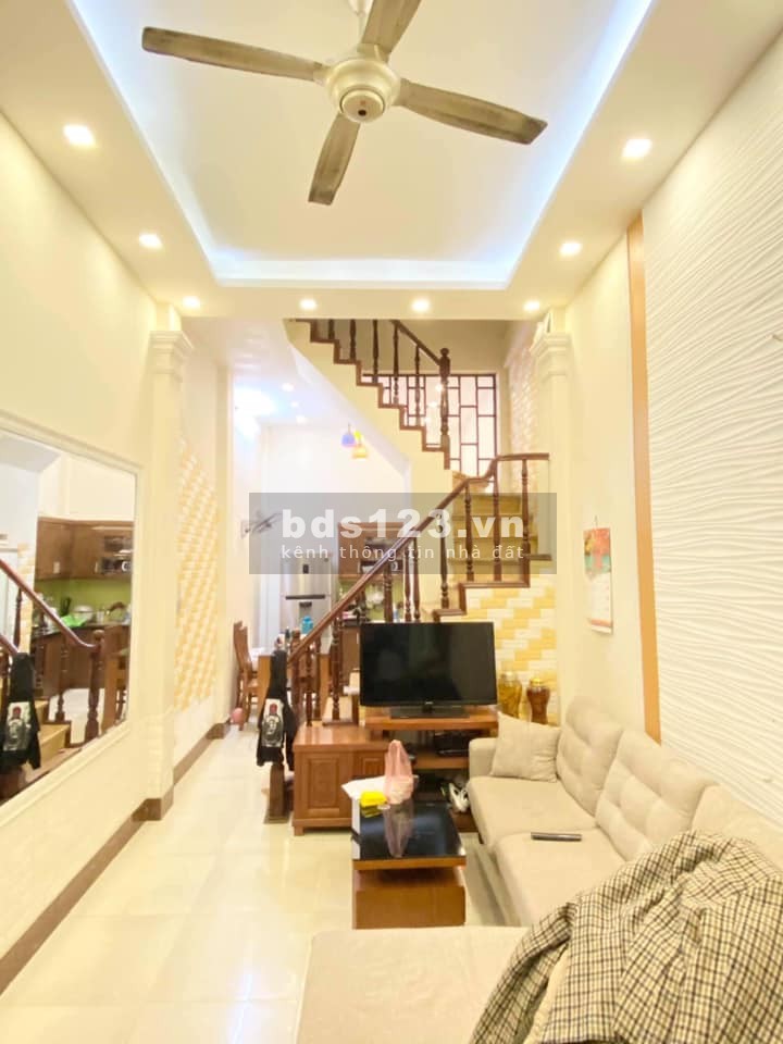 BÁN NHÀ ĐƯỜNG LA THÀNH, ĐỐNG ĐA.