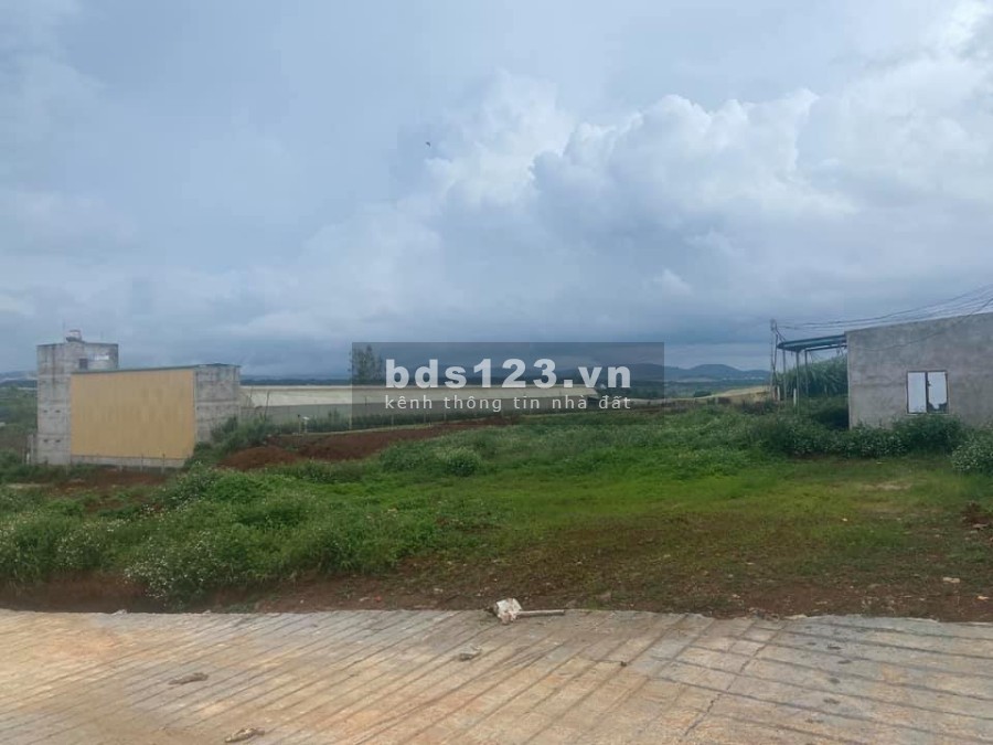 Bán giá mềm đất đẹp, thoải mái sinh hoạt, view sông Đa Nhim, sổ hồng riêng, bàn giao ngay