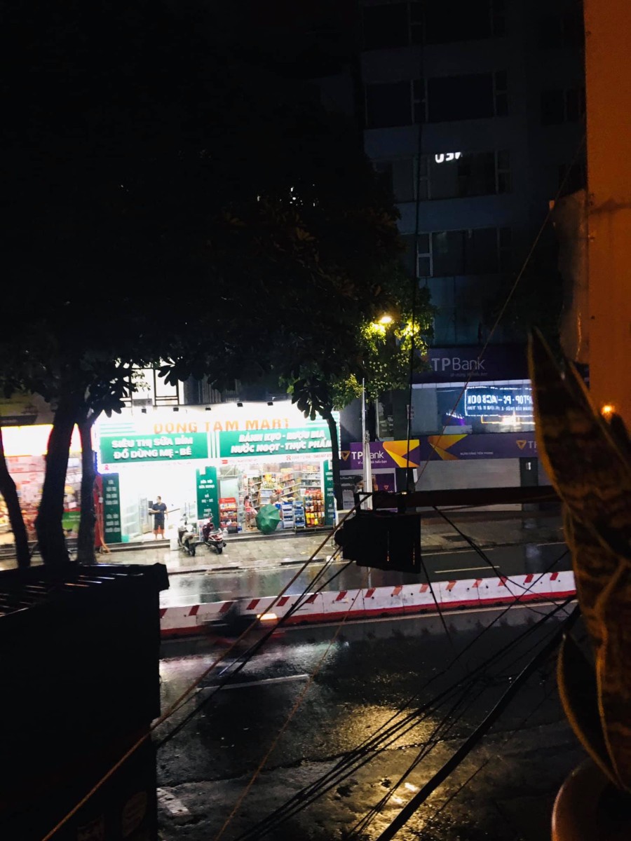 Hiếm, Bán Gấp Nhà MP Lê Thanh Nghị, Hai Bà Trưng, Gara Ô Tô, Kinh Doanh Số 1 TT. Giá 11,5 Tỷ.