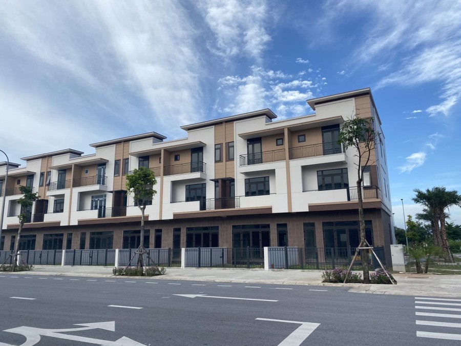 Bán shophouse diện tích sử dụng 120m2, khu đô thị Centa City Vsip Bắc Ninh, lh 0919813969