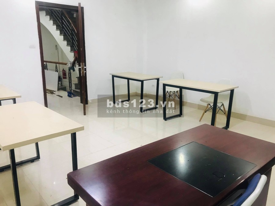 Cho Thuê văn phòng trong Tòa nhà văn phòng 25/24 Hoàng Quốc Việt, Cầu Giấy