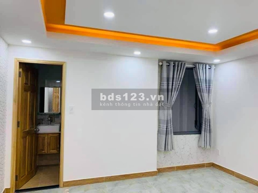 Do covid chủ cần bán gấp nhà Lê Trọng Tấn, Tân Phú, 70m2, 2 tầng, giá rẻ