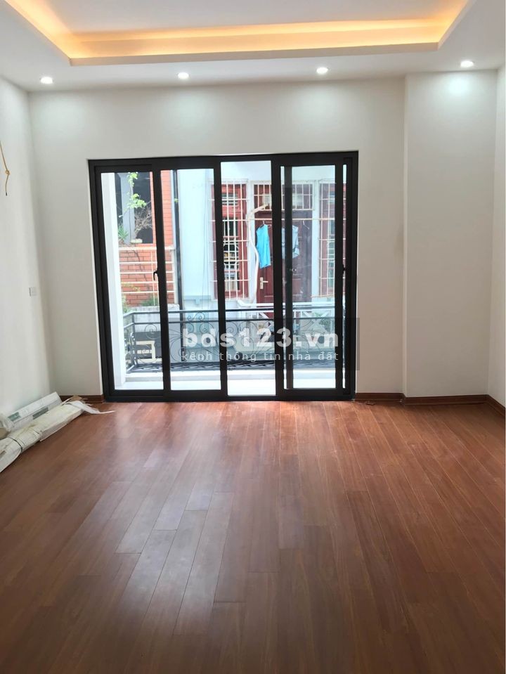 Nhà Xinh Đống Đa- 4 Tầng Ngõ Rộng, Siêu Phẩm 2 Tỷ Nhỉnh tại Khương Thượng 30M2