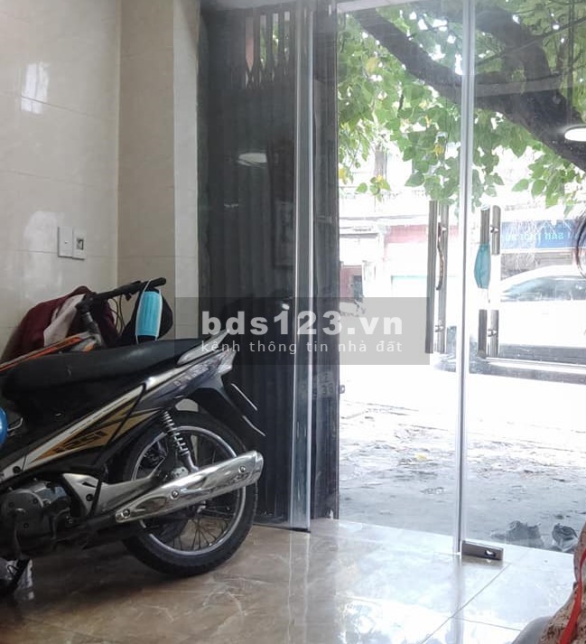 Mặt phố Minh Khai, 3 tầng 38m2, 4.95 tỷ