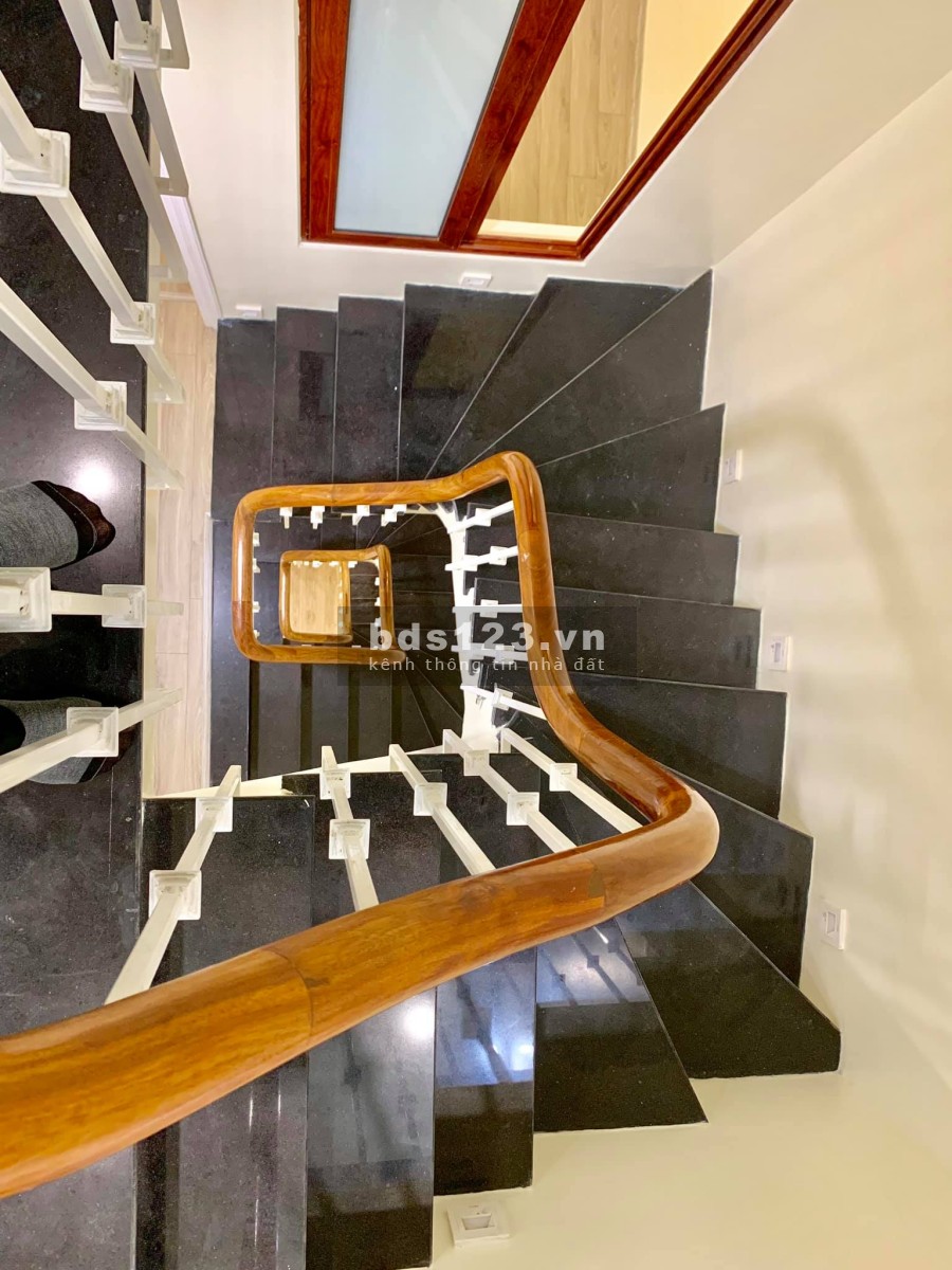 Bán nhà Mỹ Đình, Nhà Đẹp ở luôn, 39m2, 3.65 tỷ.